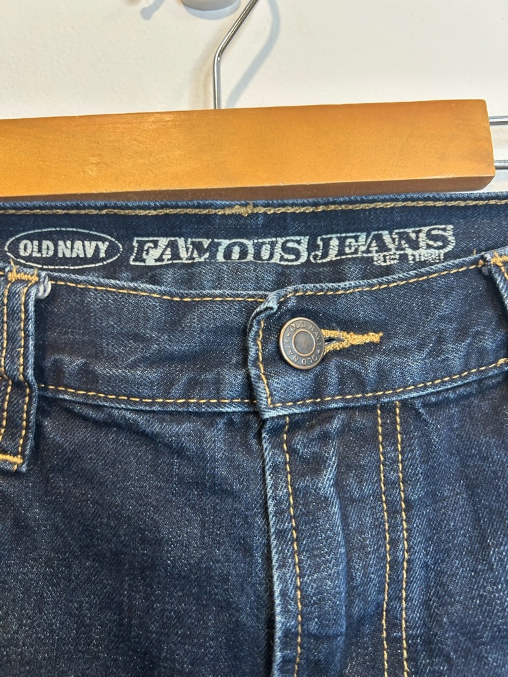 Old Navy Men’s Slim Straight Dark Wash Jeans blue - Picture 3 of 6